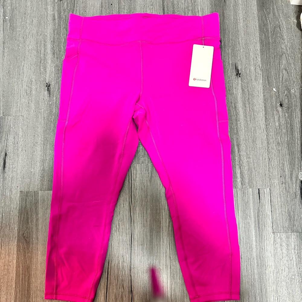 Lululemon Invigorate HE Tight 26” NWT